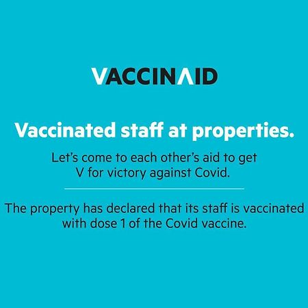 Vaccinated Staff- Oyo 45958 New Castle Inn Бхубанешвар Екстериор снимка